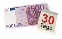 500 Euro Schein und ein Kalenderblatt mit der Zahl 30